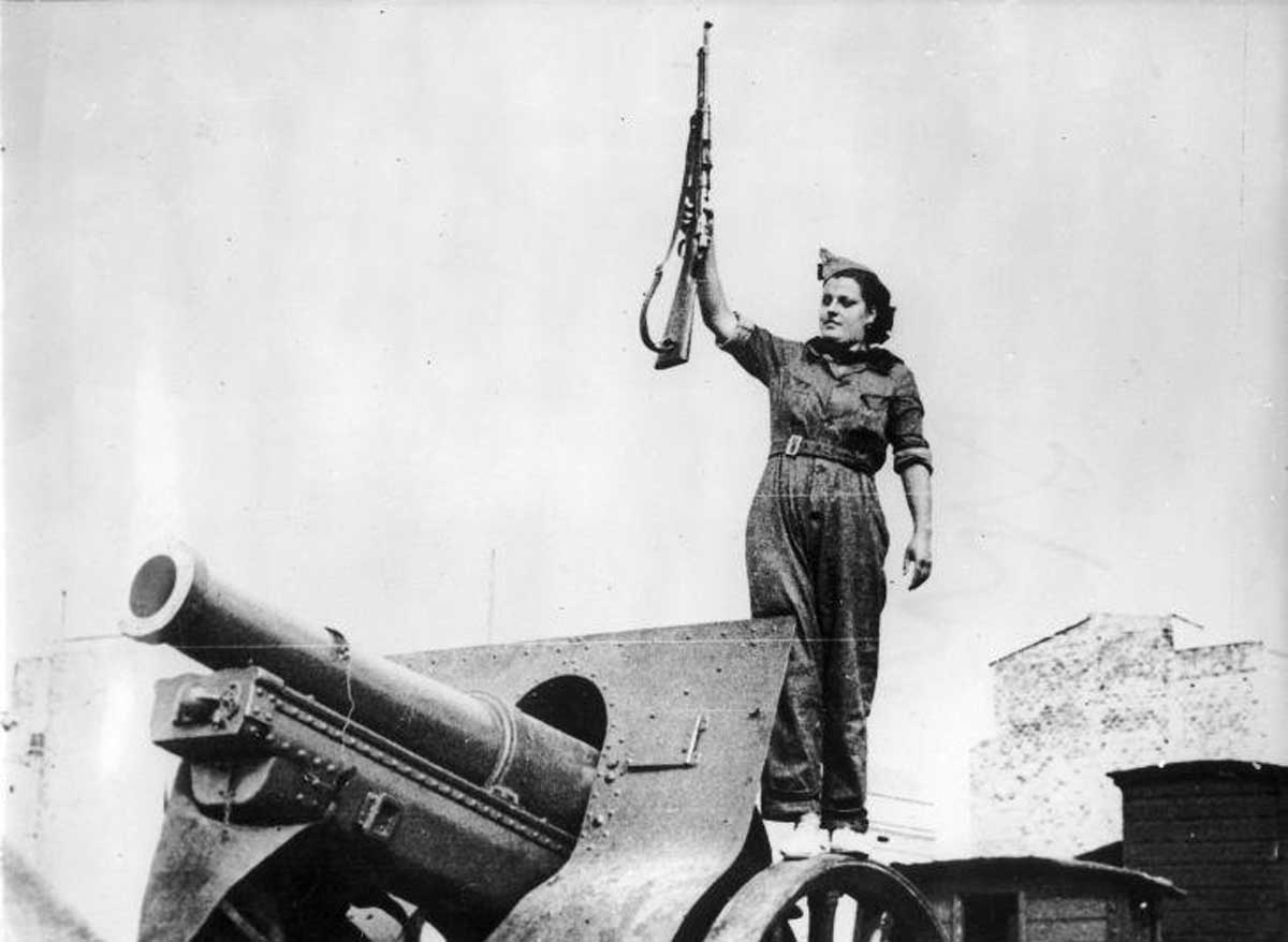 Woman with a rifle during the Spanish civil war. Barcelona, 1936. Nationaal Archief, The Hague. Woman with a rifle during the Spanish civil war. Barcelona, 1936. Nationaal Archief, The Hague.