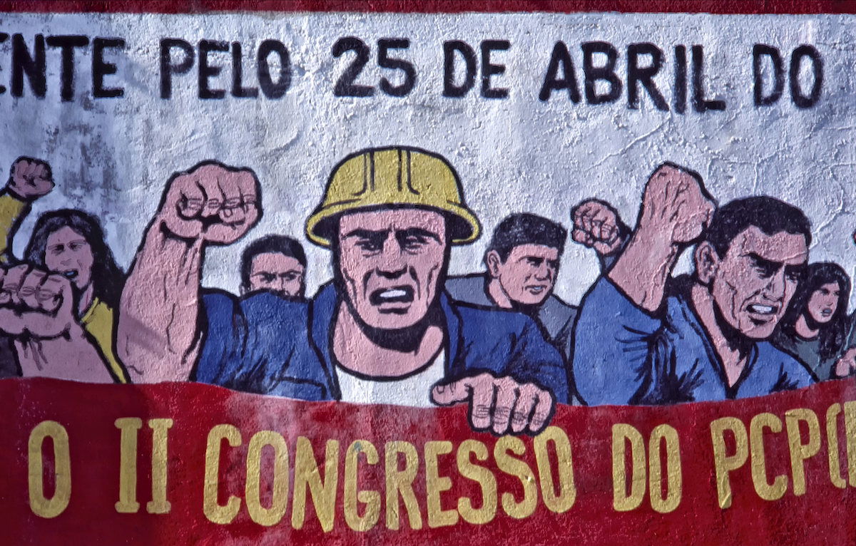A mural in Lisbon commemorating the Carnation Revolution of 25 April 1974, c. 2020. Eric Huybrechts (CC BY-ND 2.0 DEED). A mural in Lisbon commemorating the Carnation Revolution of 25 April 1974, c. 2020. Eric Huybrechts (CC BY-ND 2.0 DEED).