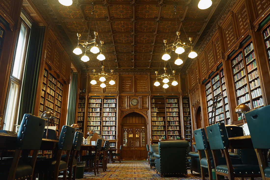 The ‘C Room’ in the Members’ Library. © UK Parliament.